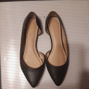 MOSSIMO SUPPLY CO. Black pointed flat